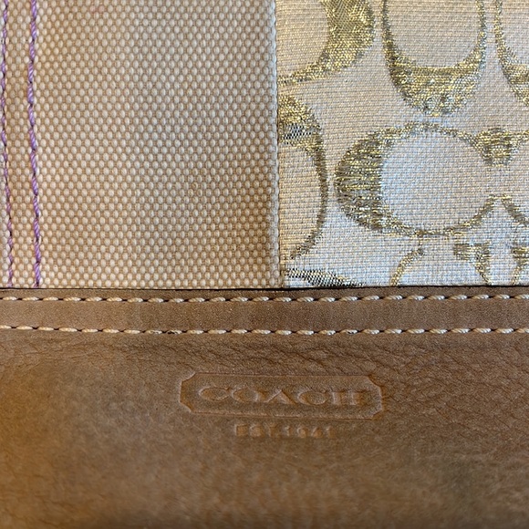 Coach Patchwork Bucket - Picture 6 of 14